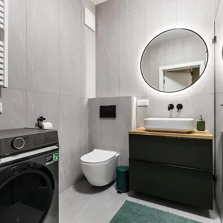 Apartamento Uroczy ,,bursztynowy ,, Blisko Plazy , Parking W Cenie