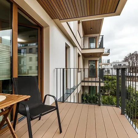 Uroczy ,,bursztynowy ,, Blisko Plazy , Parking W Cenie Daire *