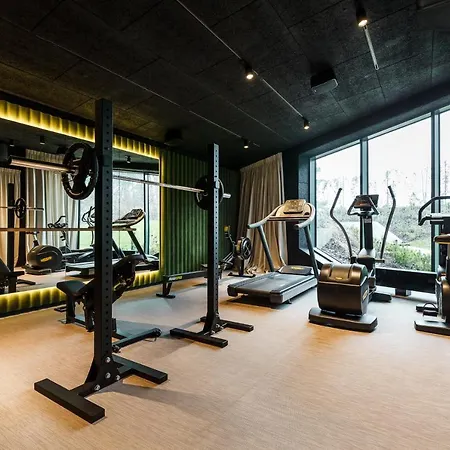 Uroczy ,,bursztynowy ,, Blisko Plazy , Parking W Cenie *