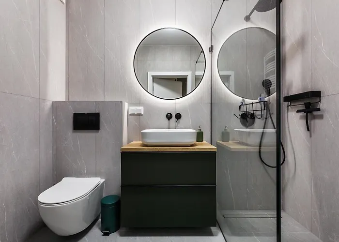 Uroczy ,,bursztynowy ,, Blisko Plazy , Parking W Cenie *