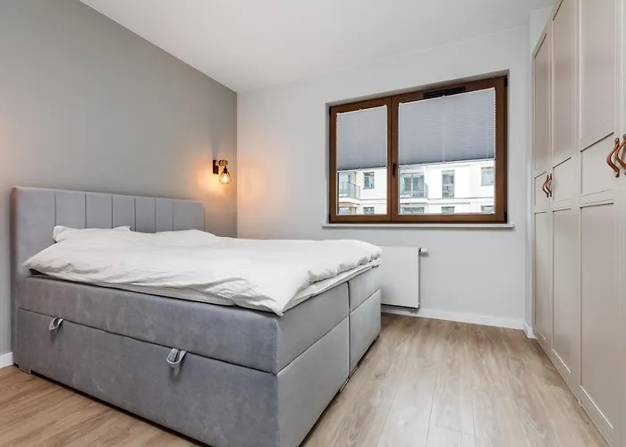 Uroczy ,,bursztynowy ,, Blisko Plazy , Parking W Cenie