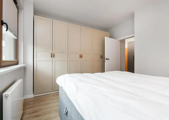 Uroczy ,,bursztynowy ,, Blisko Plazy , Parking W Cenie アパート *