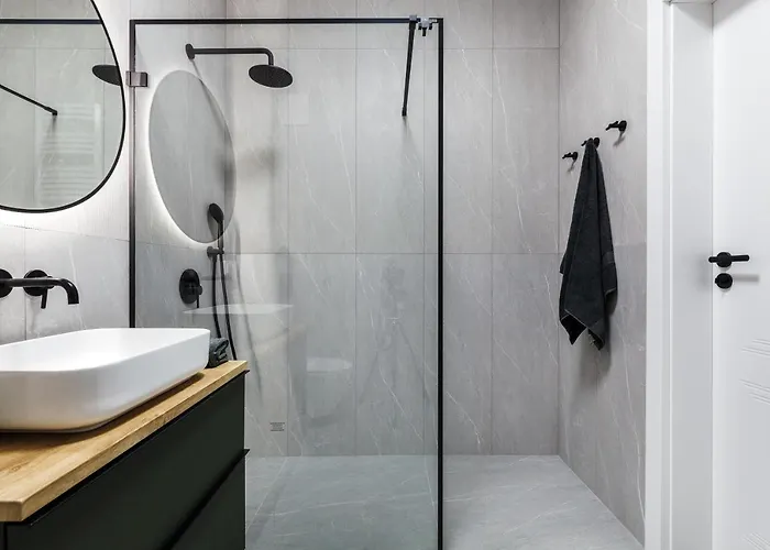 Uroczy ,,bursztynowy ,, Blisko Plazy , Parking W Cenie *